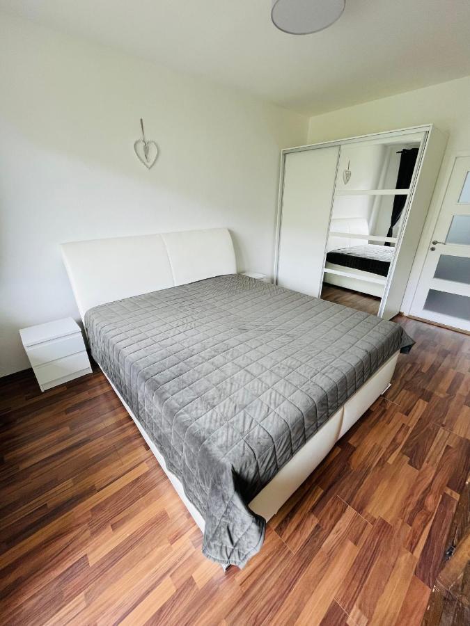 Mexy Apartment Кошице Екстериор снимка